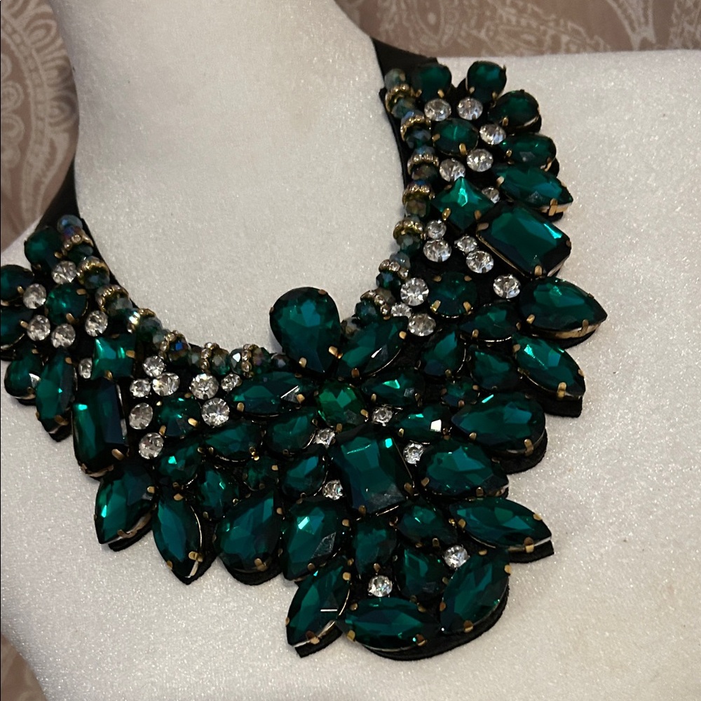 Emerald Green Statement Necklace - image 2